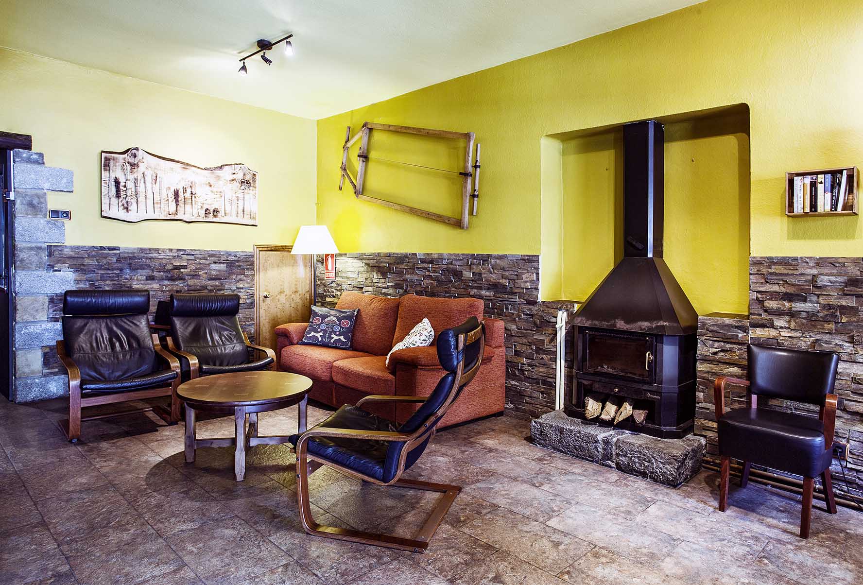Hostal La Plaça 2