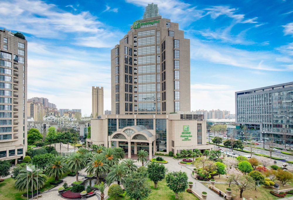 Holiday Inn CHENGDU XINDU by IHG 1