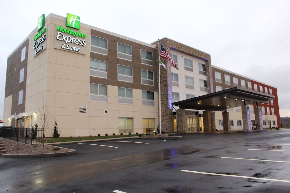Holiday Inn Express & Suites MARIETTA by IHG 1