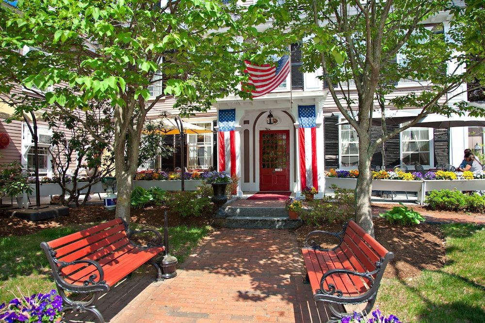 Concord's Colonial Inn 1