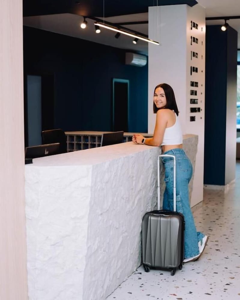 Hotel Bolero 2