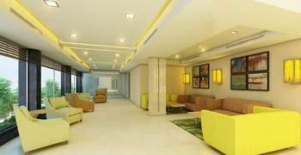 Lemon Tree Hotel Shimona Chennai 1