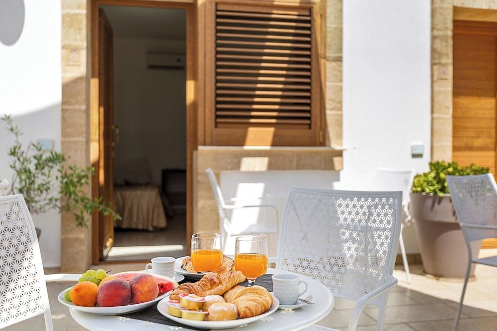 Lido Marini Rooms Affittacamere B&B 2