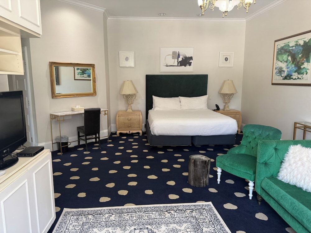 The Sterling Hotel Sacramento 1