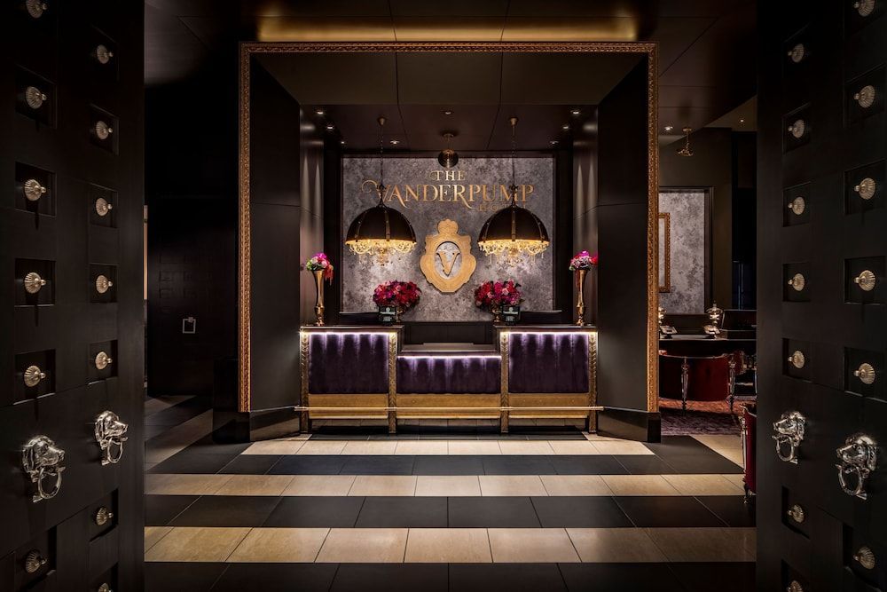 The Vanderpump Las Vegas Hotel & Casino - A Caesars Rewards Destination 2