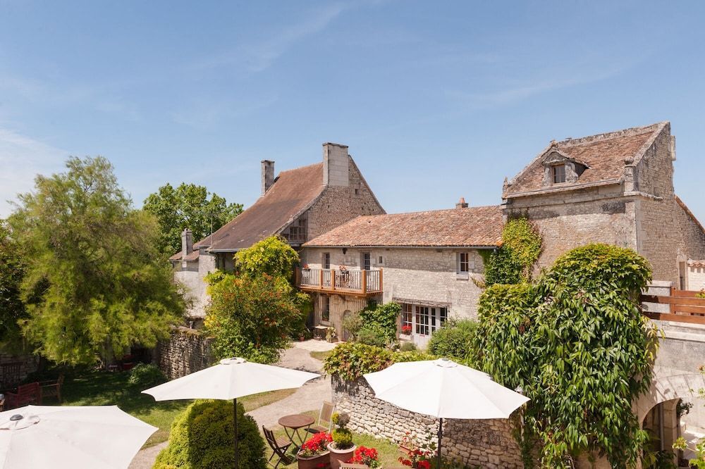 Le Pigeonnier du Perron Hôtel 1