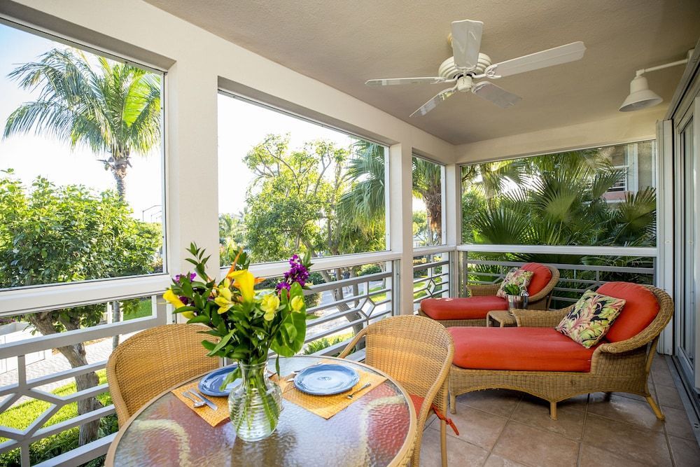 Ocean Club West, Grace Bay Beach 1