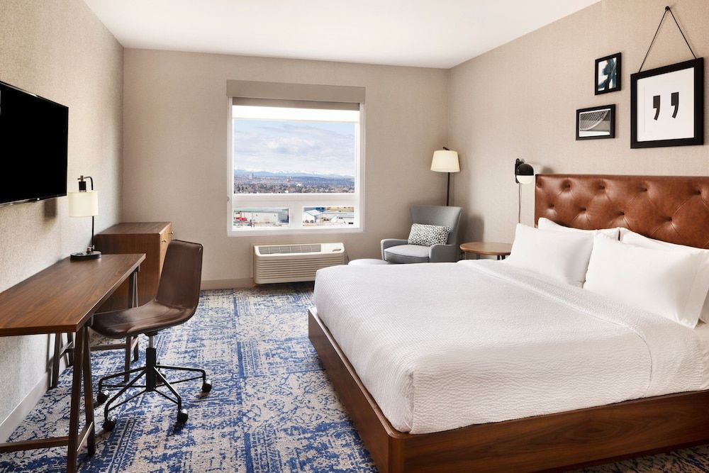 Four Points by Sheraton Calgary Airport 1