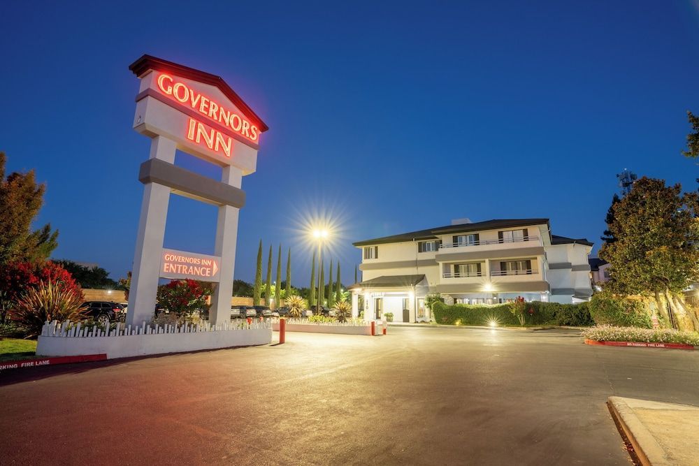 Governors Inn Hotel 1