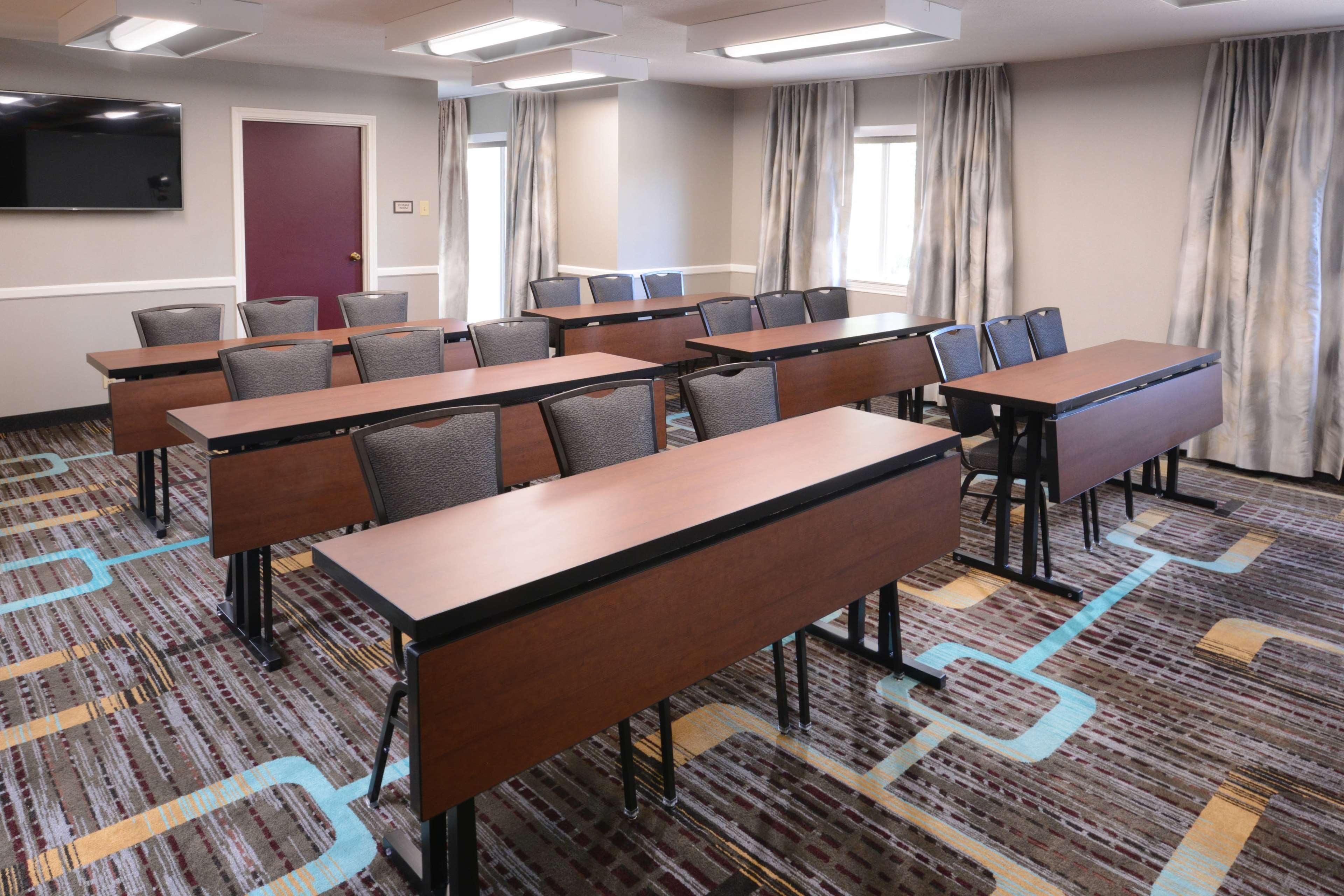 Sonesta ES Suites Dallas Medical Market Center 1