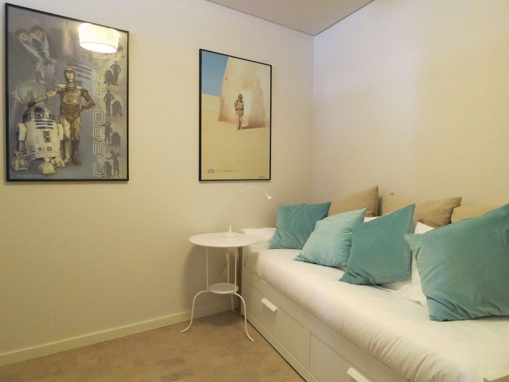 Ribeira Cinema Apartments 2