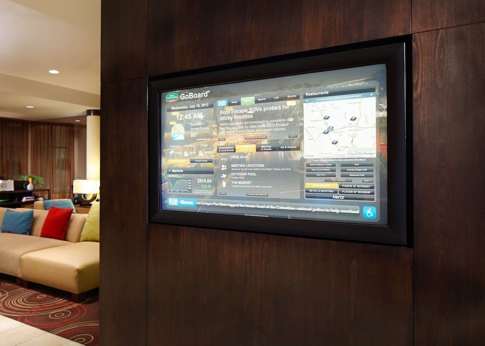 Courtyard by Marriott San Antonio Six Flags at The RIM 2