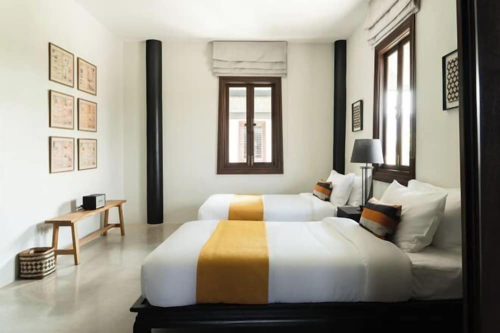 Siri Sala Private Thai Villa 2