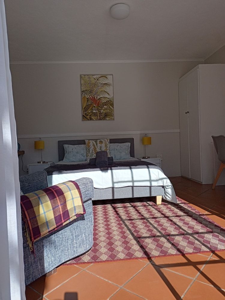 Darrenwood Guest House 2