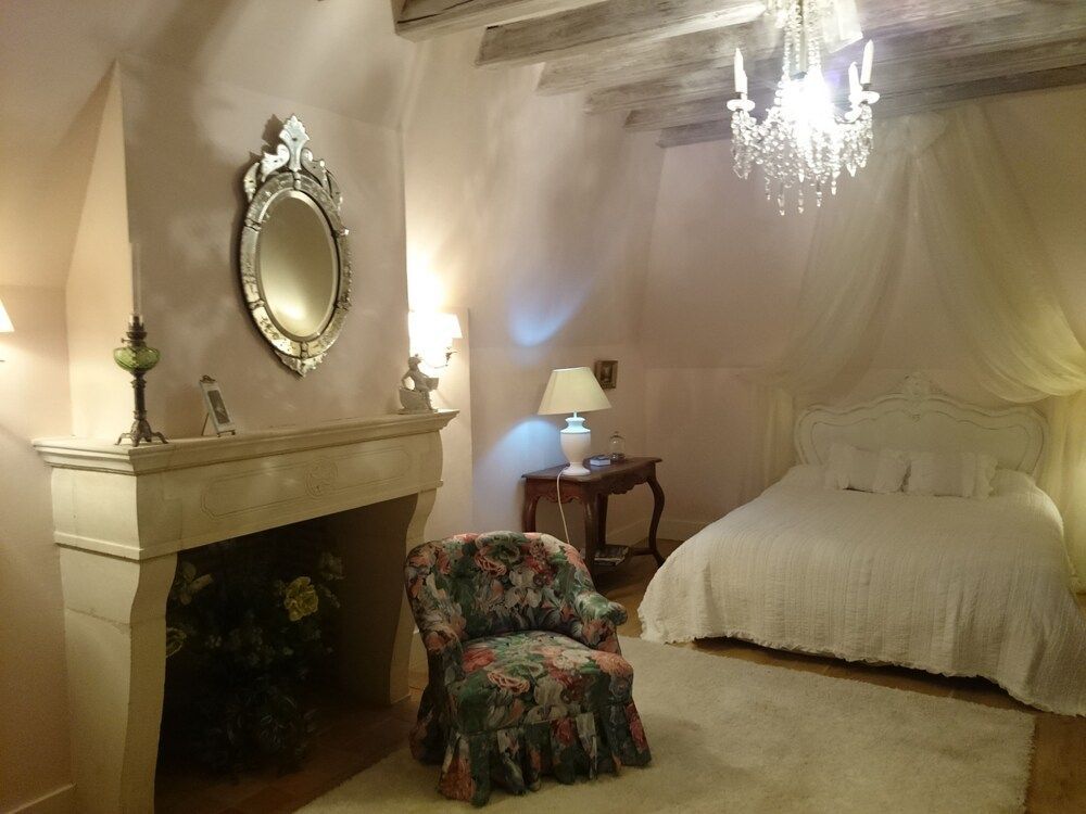 Chateau Des Roises 2