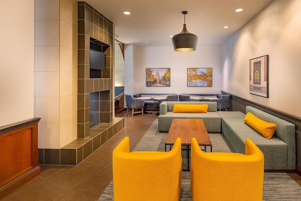 Hyatt Place Madison/Downtown 2