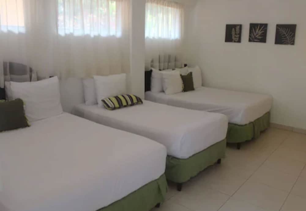 Albrook Inn 2
