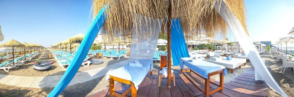 Playa Miguel Beach Club 1