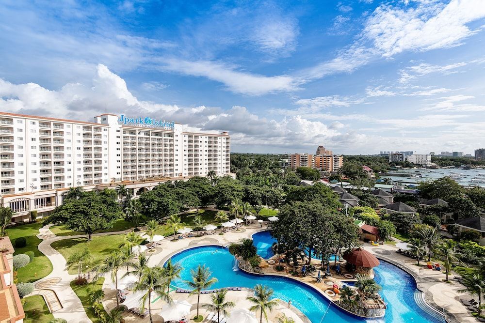 Jpark Island Resort & Waterpark Cebu 1