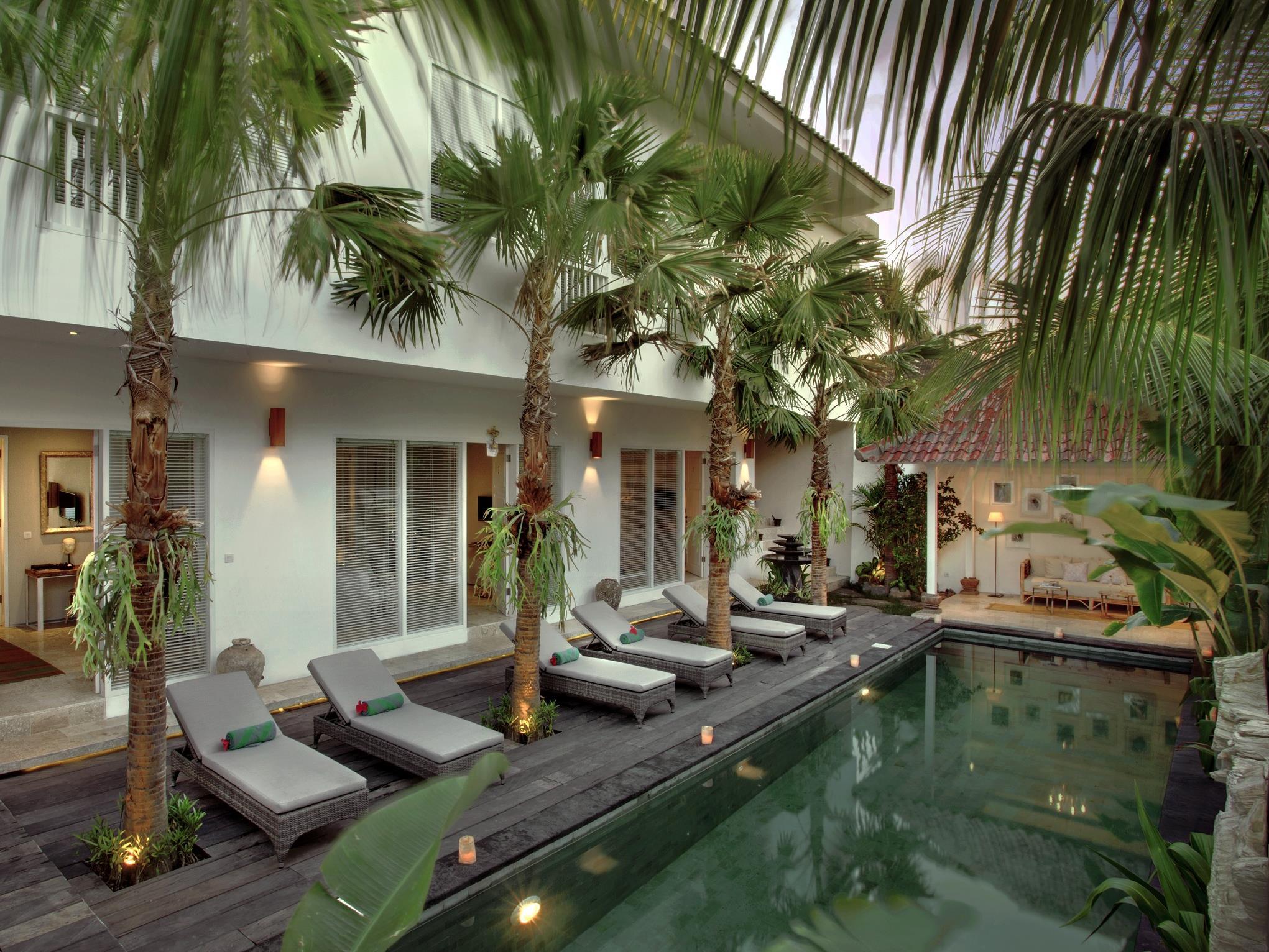 Room & Vespa 4 - Central Seminyak Near Beach 1