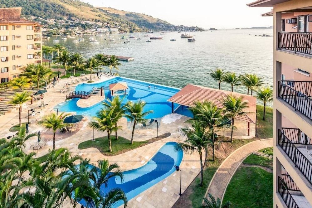 Angra dos Reis - Apartamentos com Vista para o mar OU para piscina Condomínio Porto Bali 1