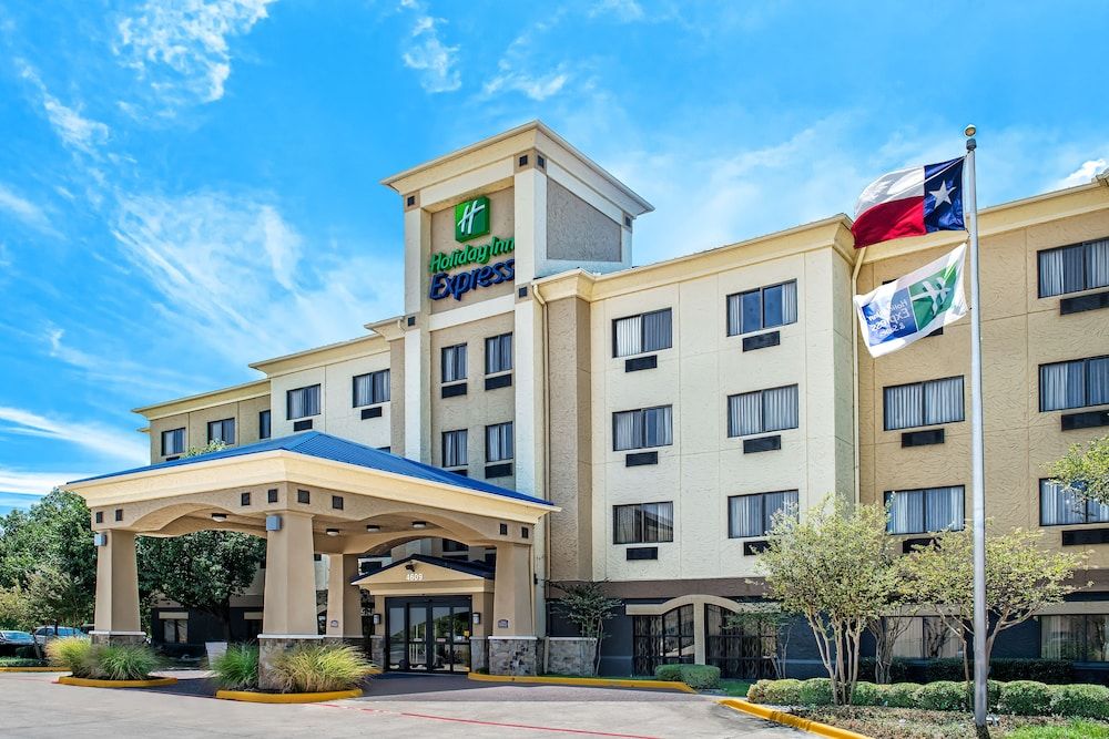 Holiday Inn Express & Suites FORT WORTH SOUTHWEST (I-20) by IHG 1