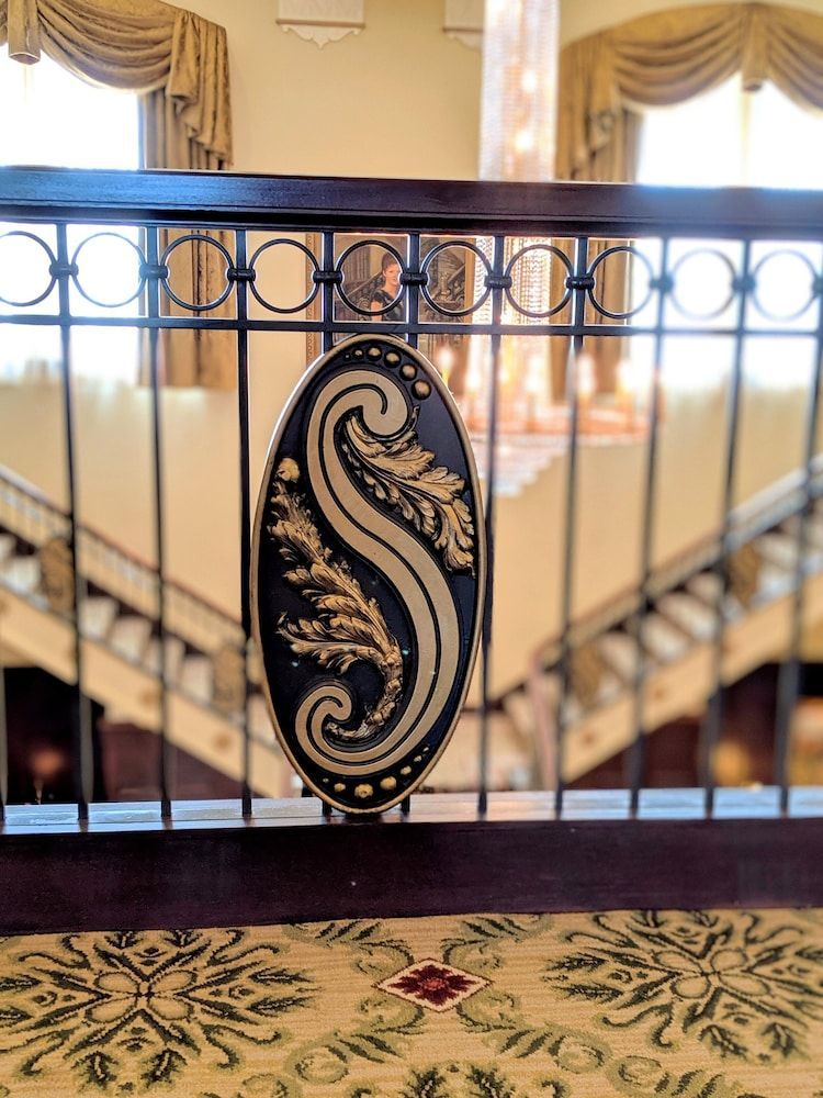 Hotel Settles 2