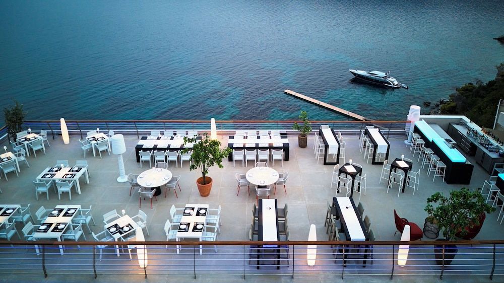 Sirene Blue Luxury Beach Resort 1