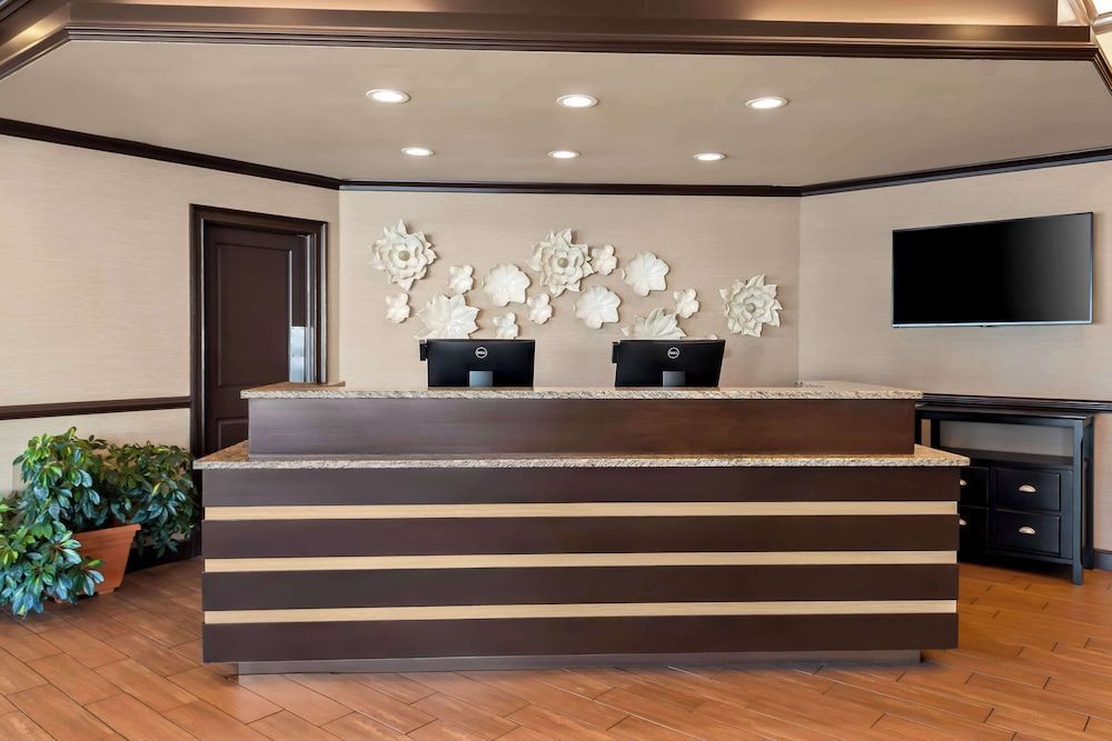 Best Western Newport Inn 2