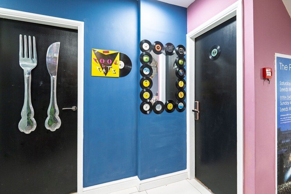Starbeck Micro Hotel 2