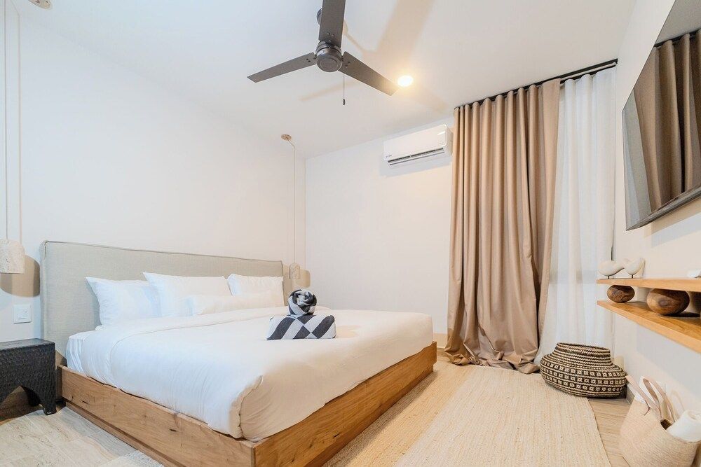 Luxury Jungle Condos by Casago 2