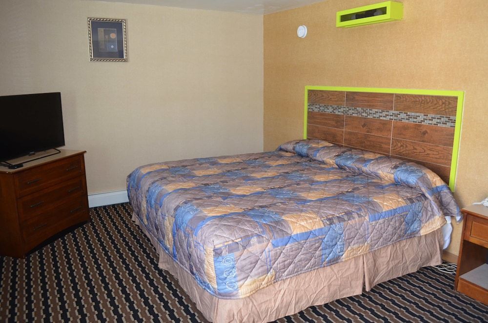 Carleton Circle Motel Falmouth 2
