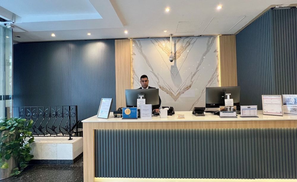 Uptown Hotel Apartments Abu Dhabi by Gewan 2