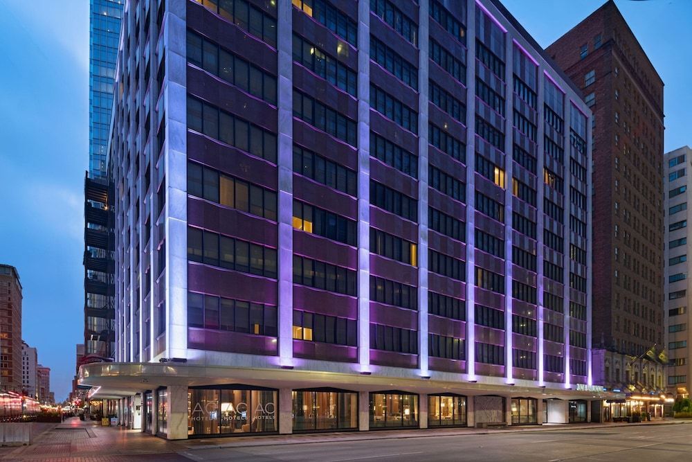 AC Hotel Houston Downtown 1