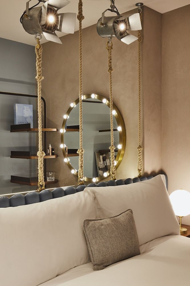 Hotel Indigo LONDON - 1 LEICESTER SQUARE by IHG 2