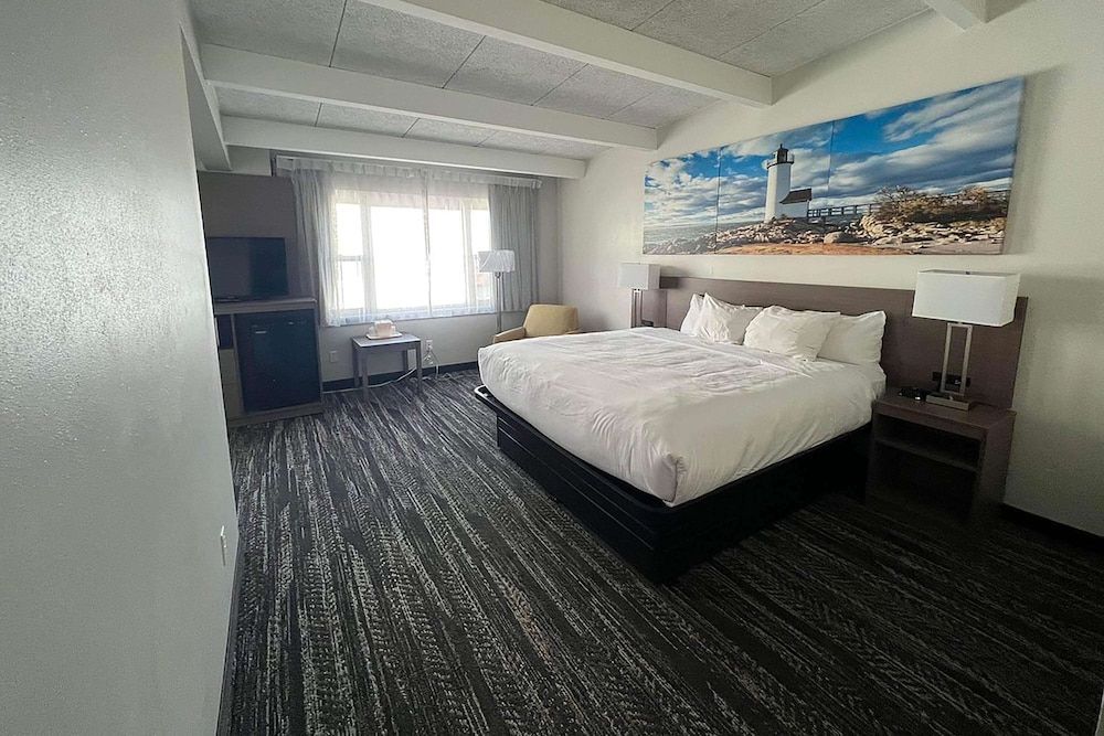 Manitowoc Inn 1