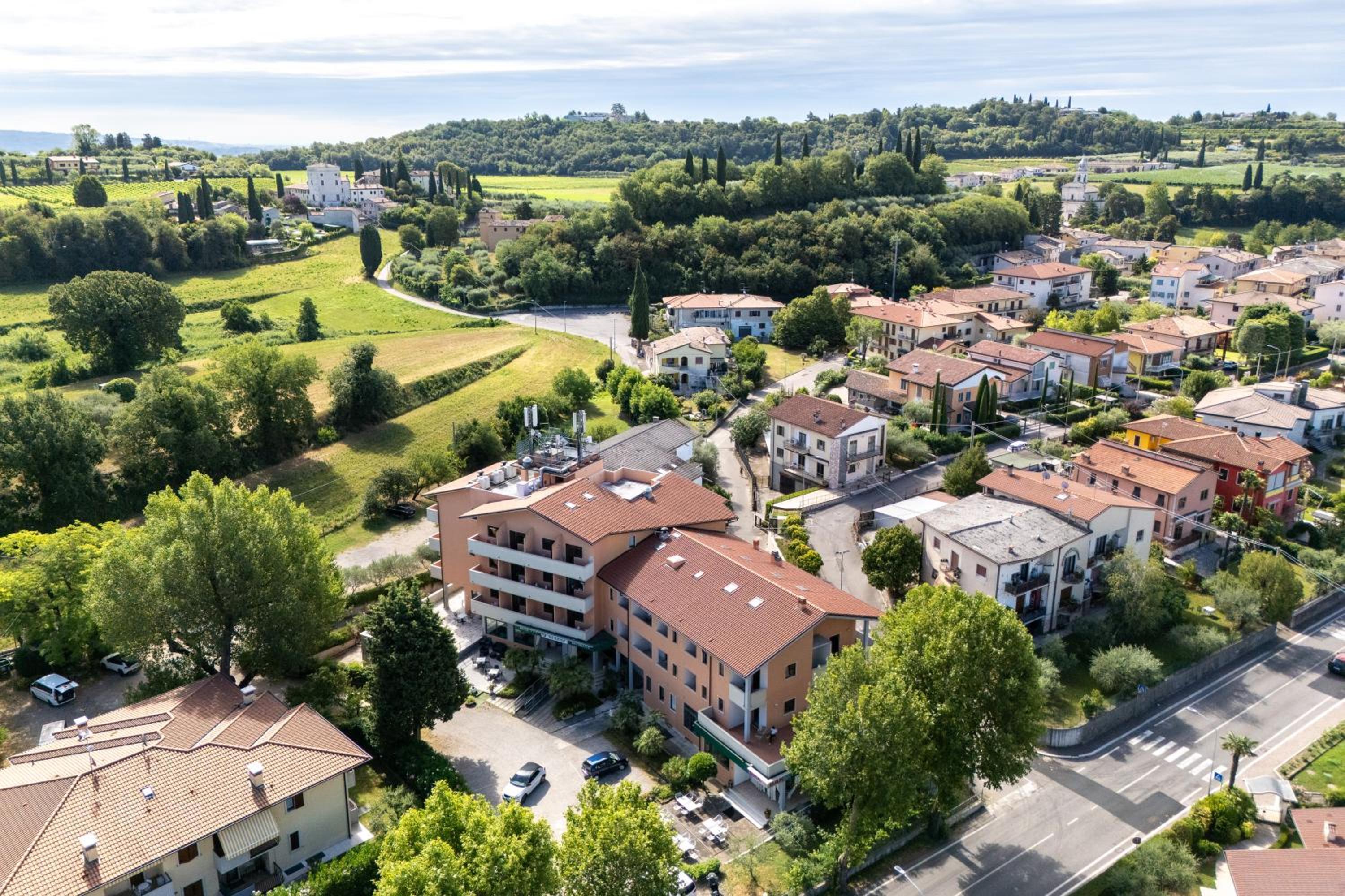 Hotel La Carica 1