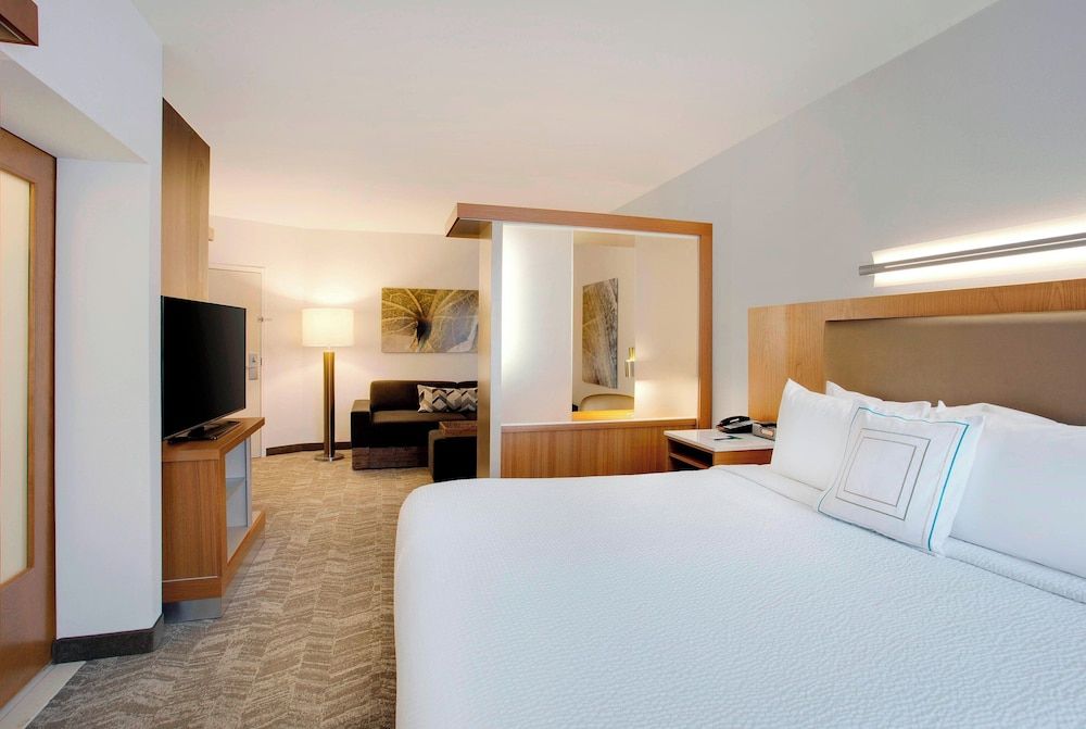 SpringHill Suites Hartford Airport/Windsor Locks 1