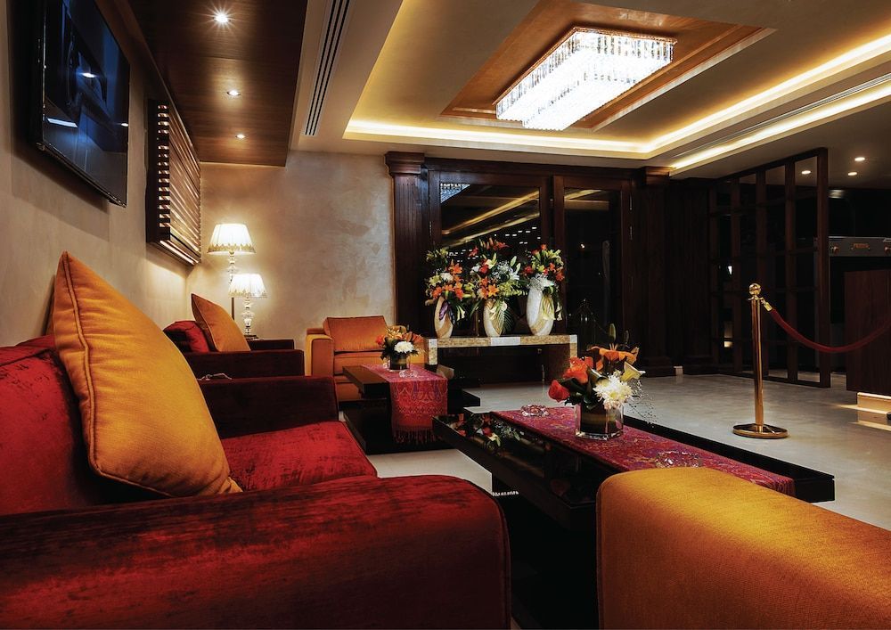 Seven Roses Hotel 2
