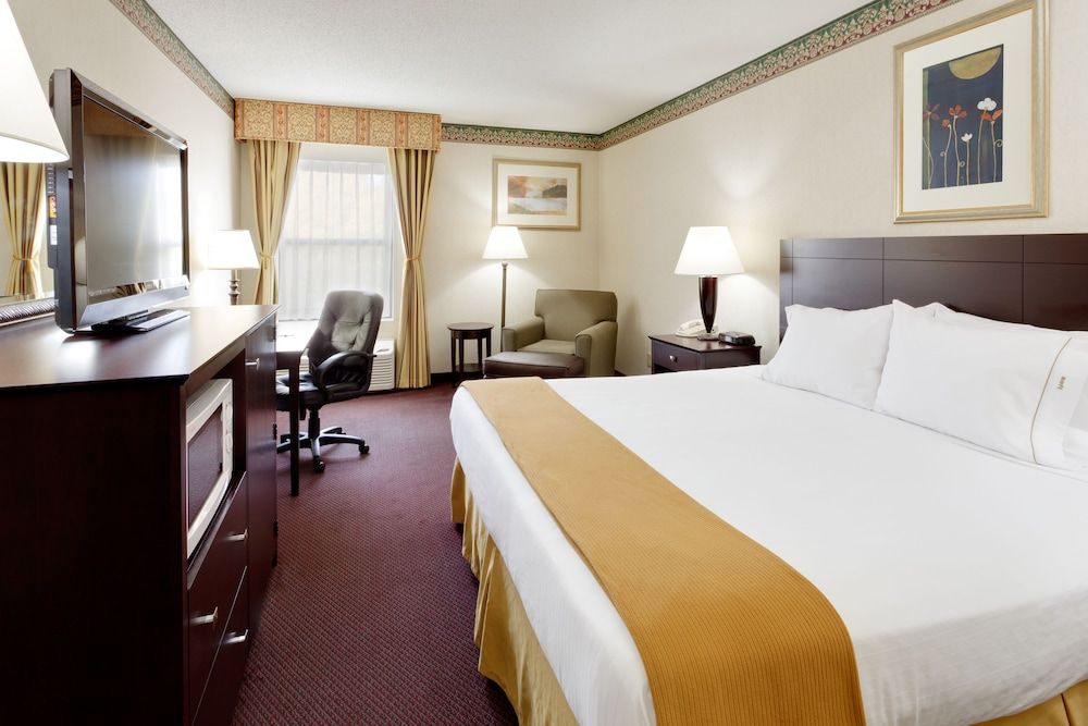 Holiday Inn Express VERNON - MANCHESTER by IHG 2