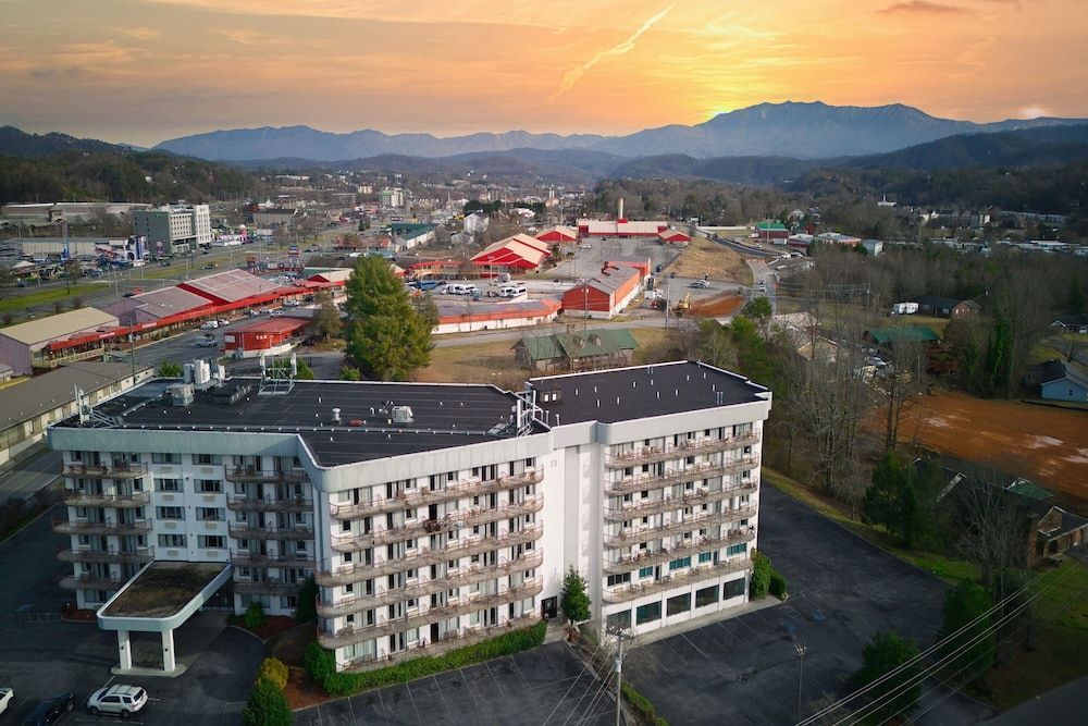 Park Tower Inn 1