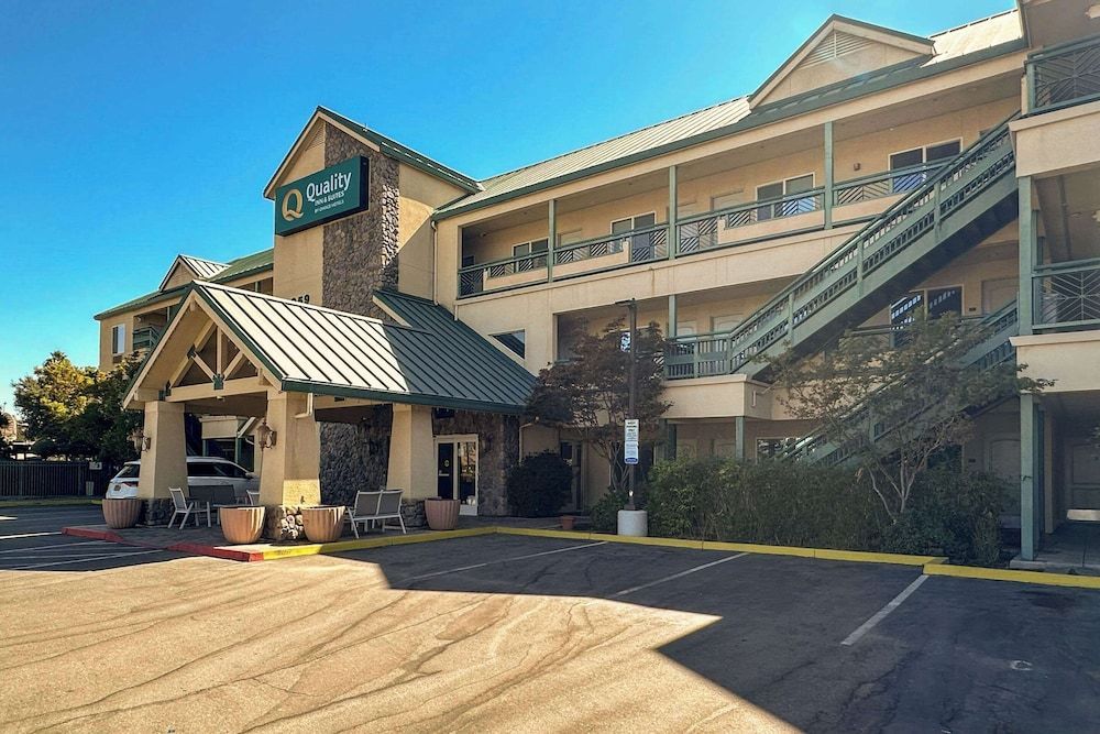 Quality Inn & Suites Livermore Wine Country 1