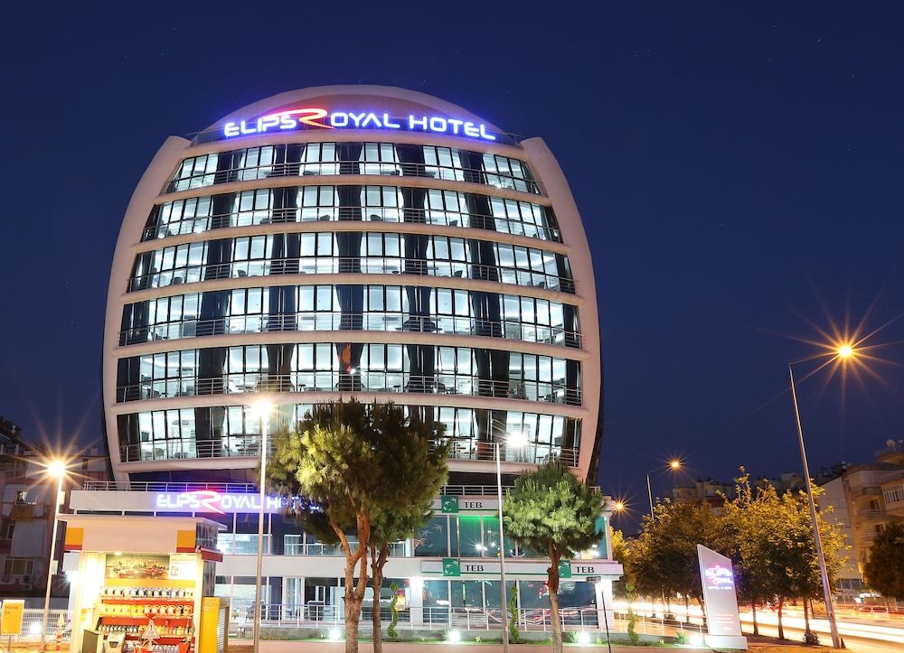Elips Royal Hotel & SPA 1