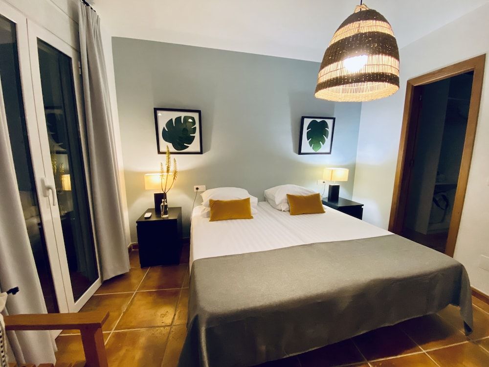 La Perla de Frigiliana Suites & Villa 2