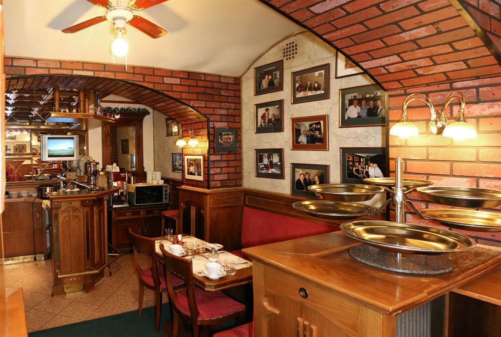 River Star Hotel 2