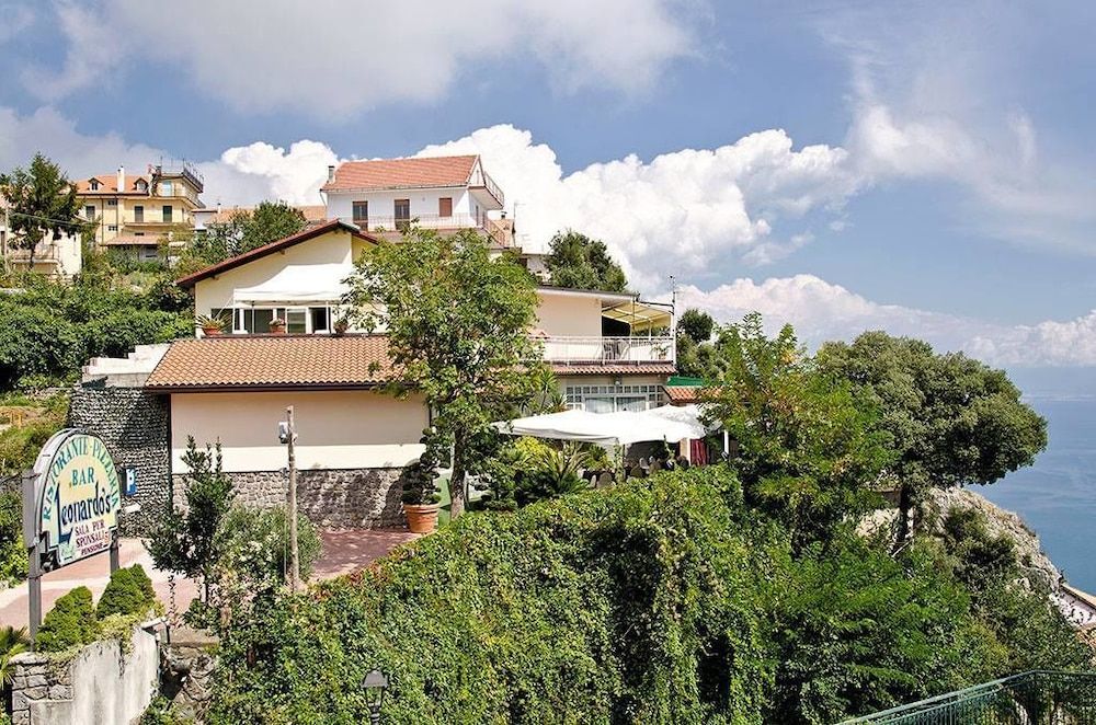 Leonardo's B&B 1