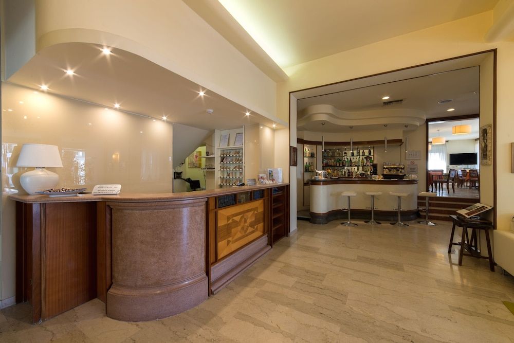 Hotel Gemma 2