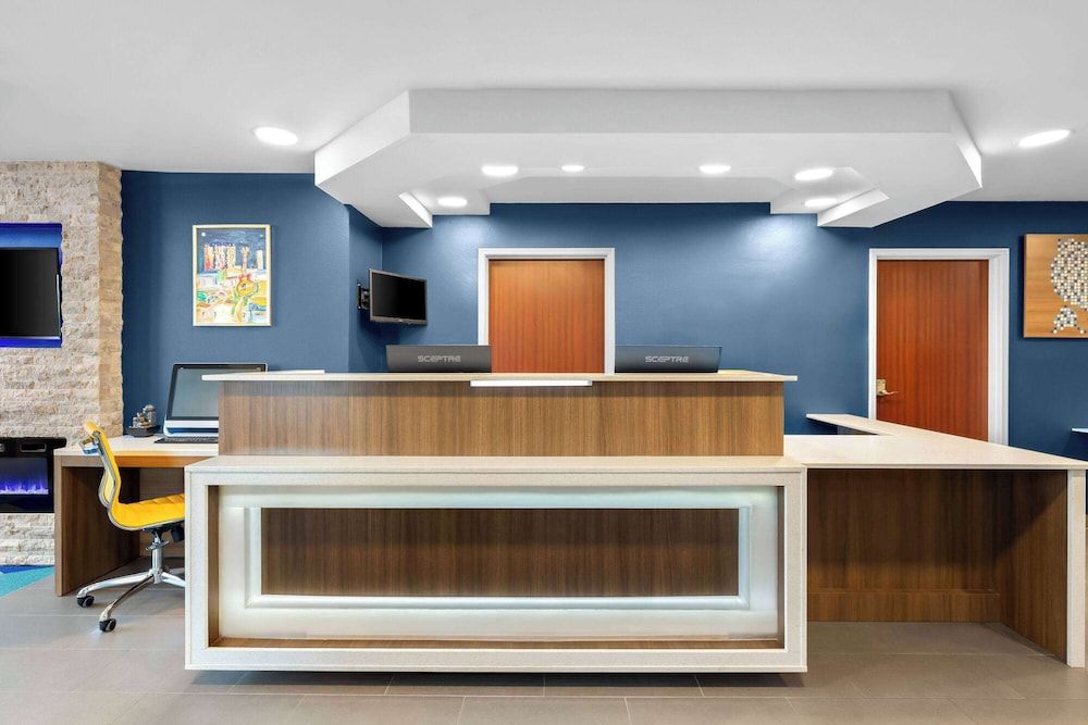 Microtel Inn & Suites by Wyndham Tulsa/Rt 66 Near Casino 2