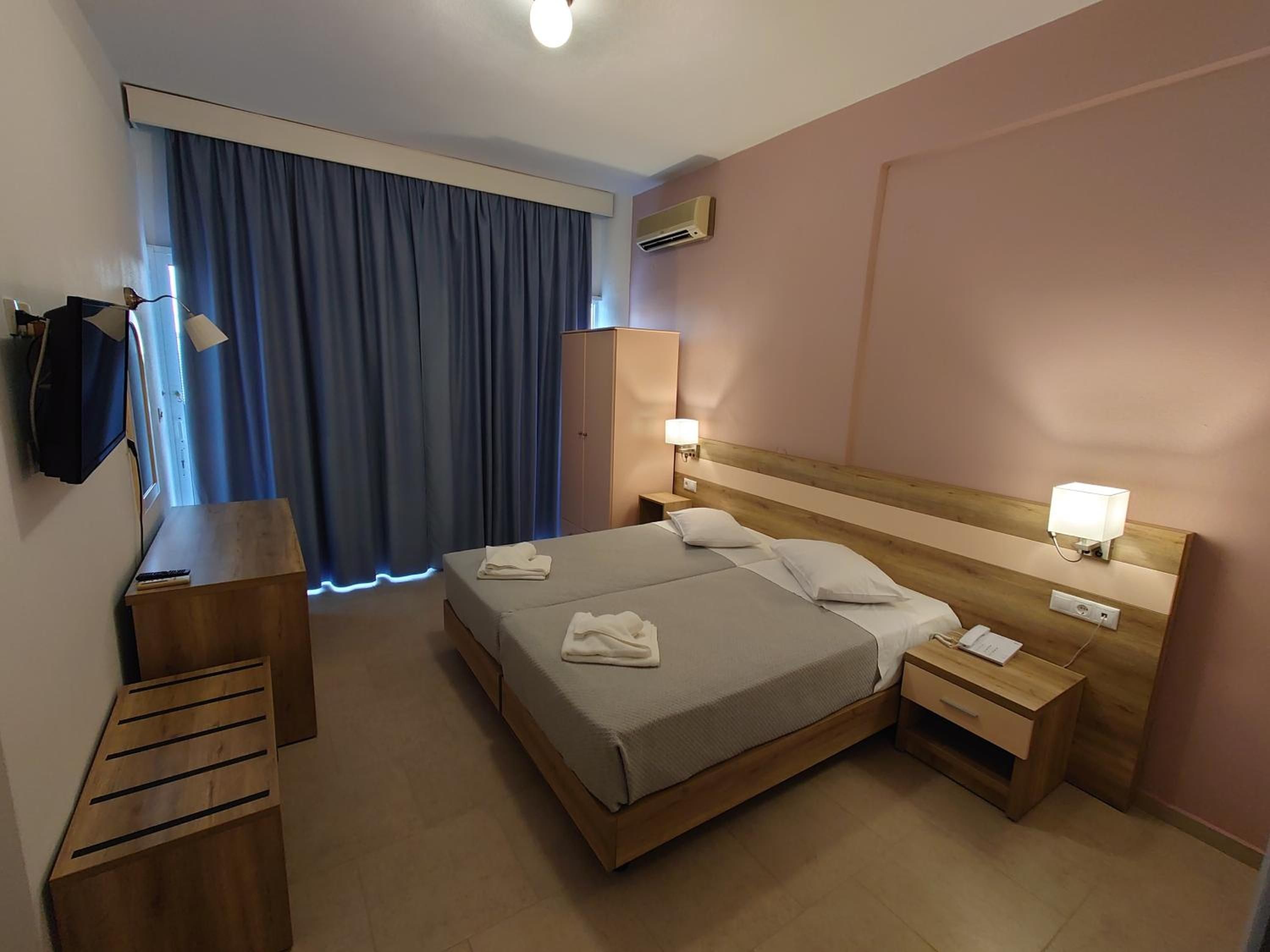 Ifigenia Hotel 1