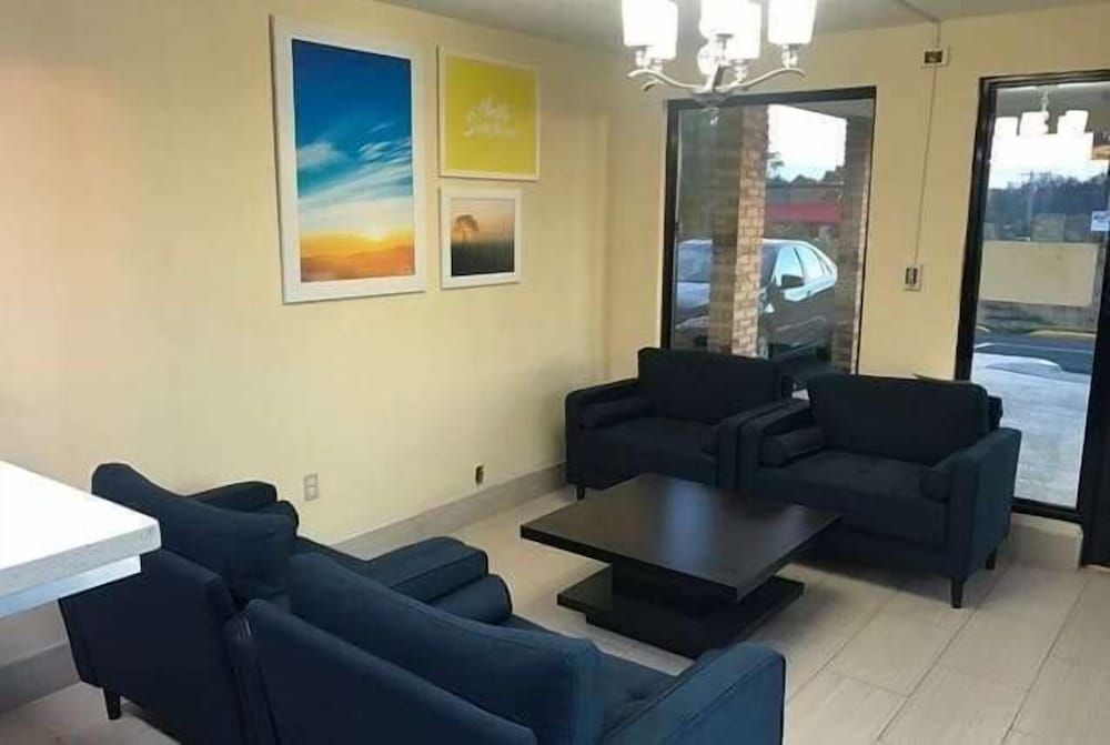 Days Inn by Wyndham King-Winston Salem Area 2